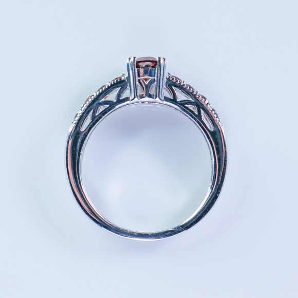 Red Zircon Gemstone Ring set in Sterling Silver - Picture 5 of 8